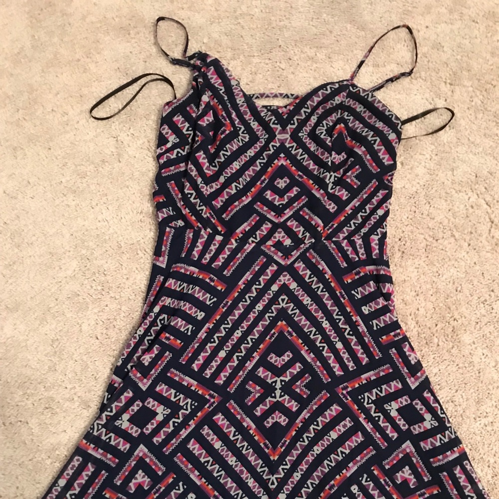 Summer dress with cute back